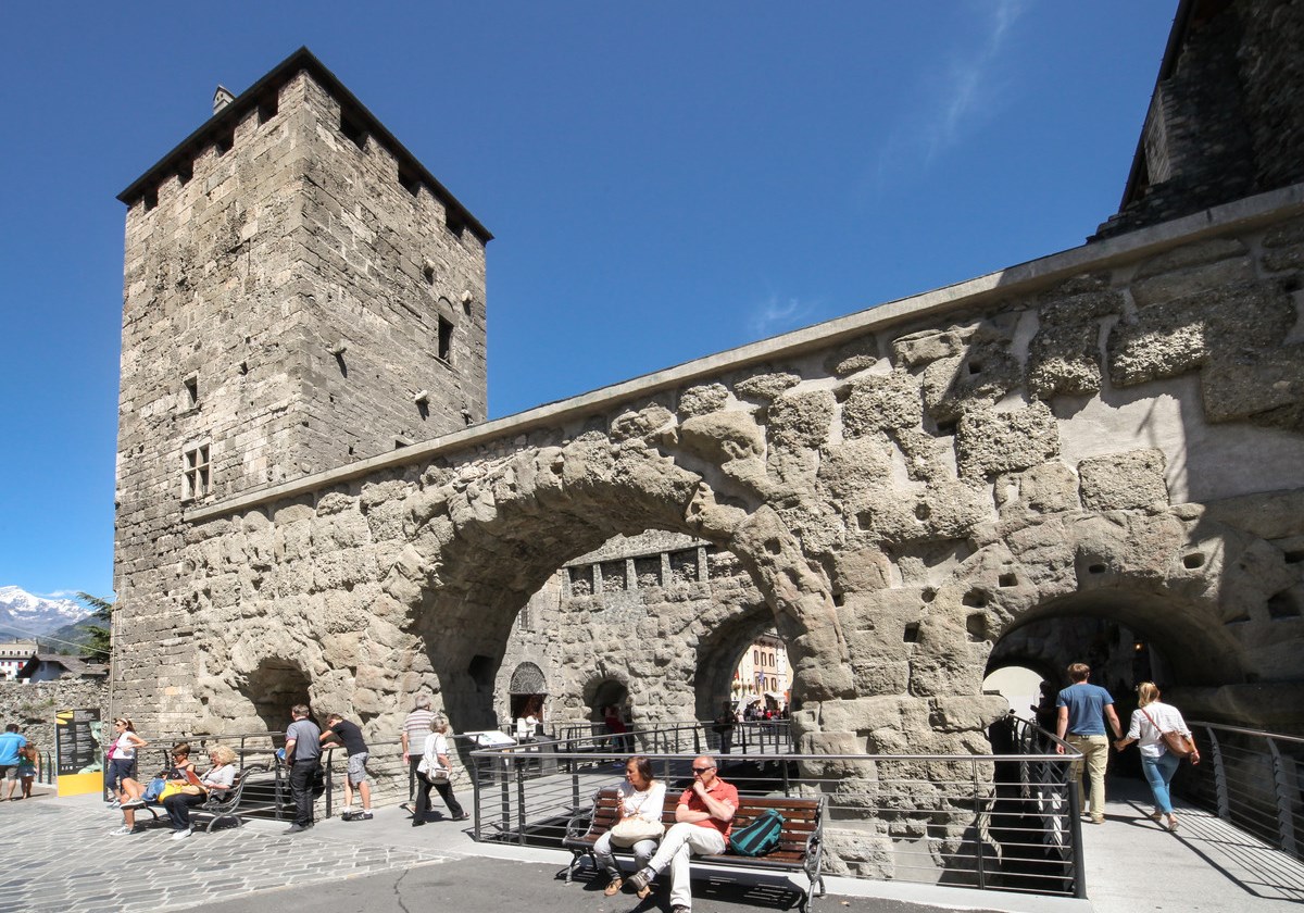 Aosta Torre Signori e Porta Praetoria