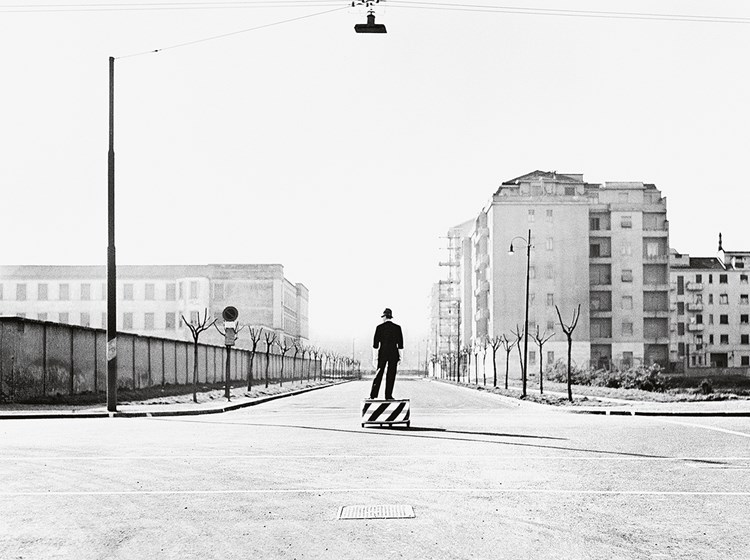 Nino Migliori, Milano, 1954
© Fondazione Nino Migliori

