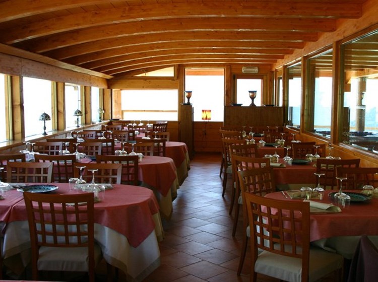 Ristorante La Locanda del Dalai Lama - Chatillon