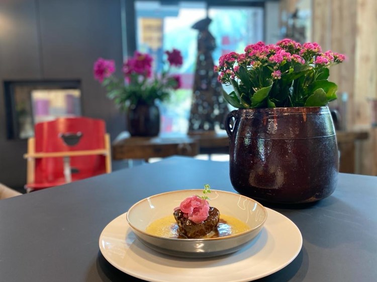 Restaurant 4810 Food