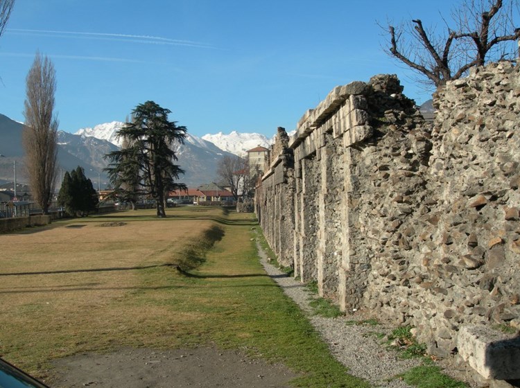 Section of city wall