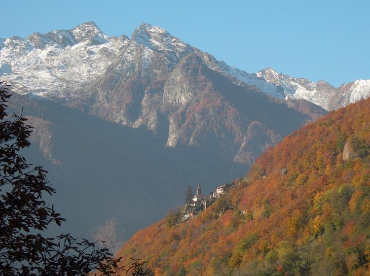 Madonna della Guardia en automne