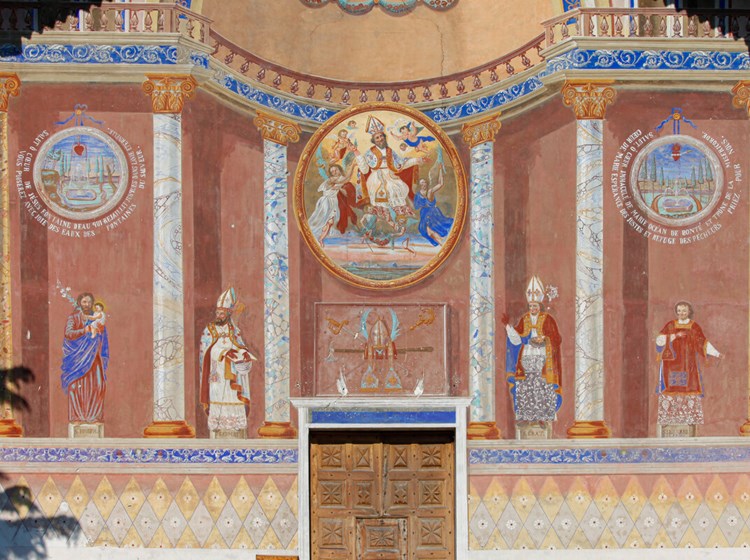 La façade en trompe l'œil