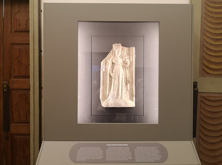 Aymavilles Castle - high relief