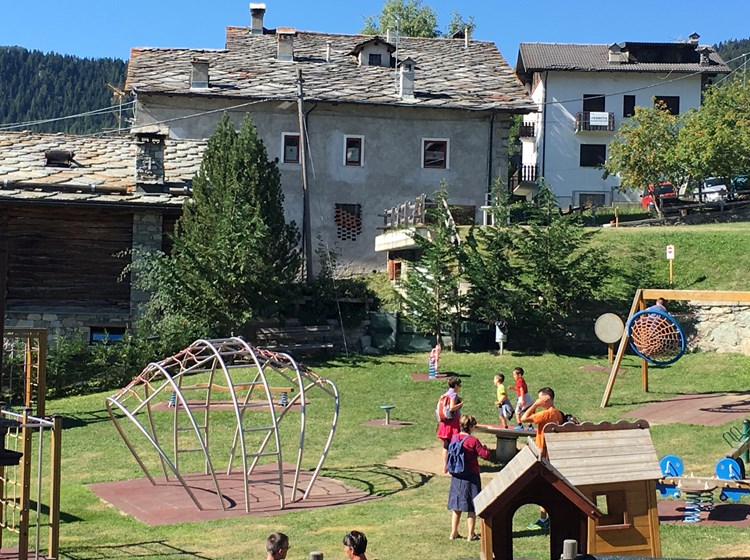 Parco giochi  
