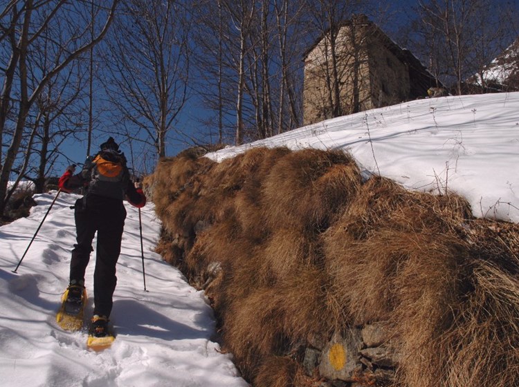 Climbing up between the Walser settlements