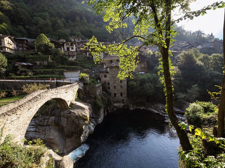 Pontboset: giro degli antichi ponti