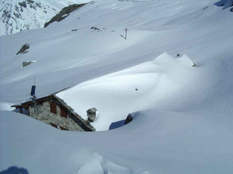 Rifugio Chalet  Epée - Esterna inverno