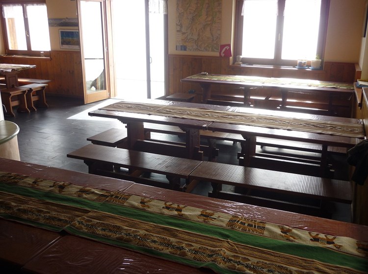 Rifugio degli Angeli Mountain hut - Dining room