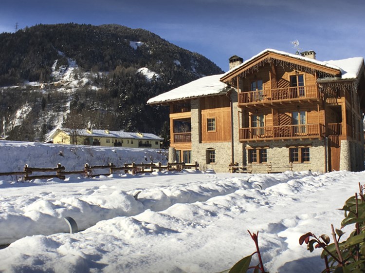 Hotel Les Montagnards