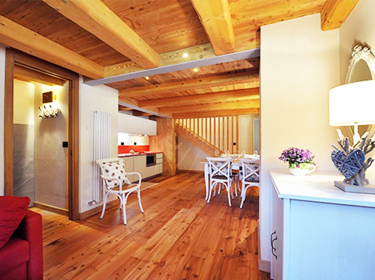 C.A.V. LOO BACH RESIDENZE