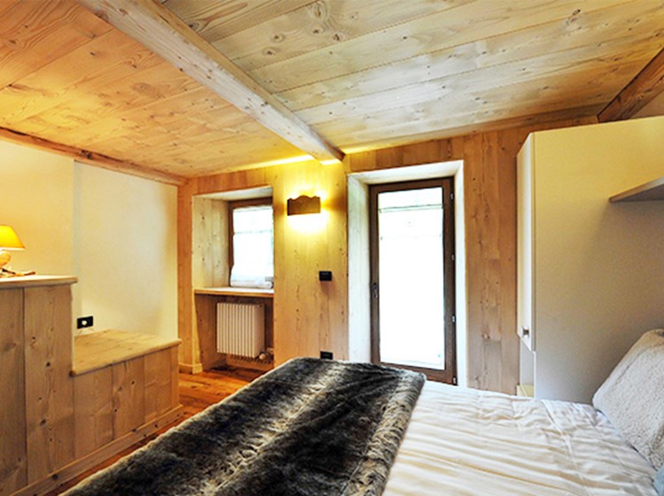 C.A.V. LOO BACH RESIDENZE