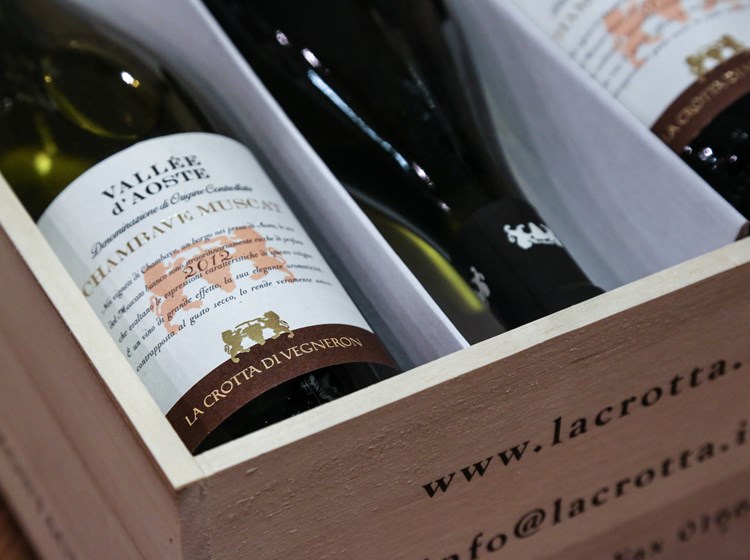 Chambave Muscat bottle