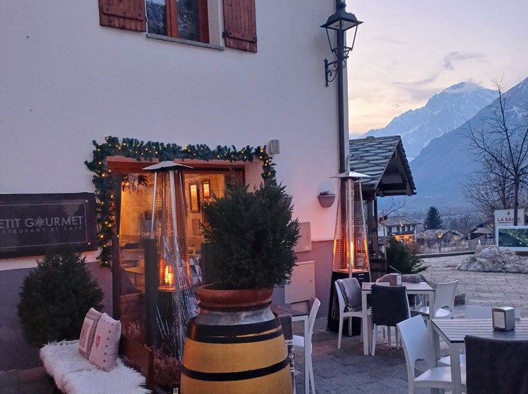 Le Petit Gourmet dall'esterno