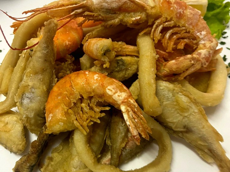Piatto con crostacei