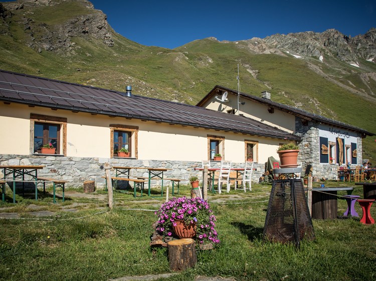 Rifugio Champillon Letey