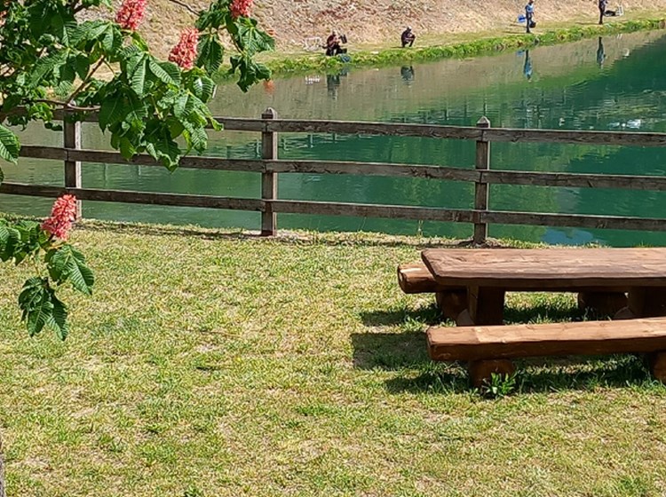 Area picnic Lago Bertina